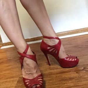 Jessica Simpson red heels